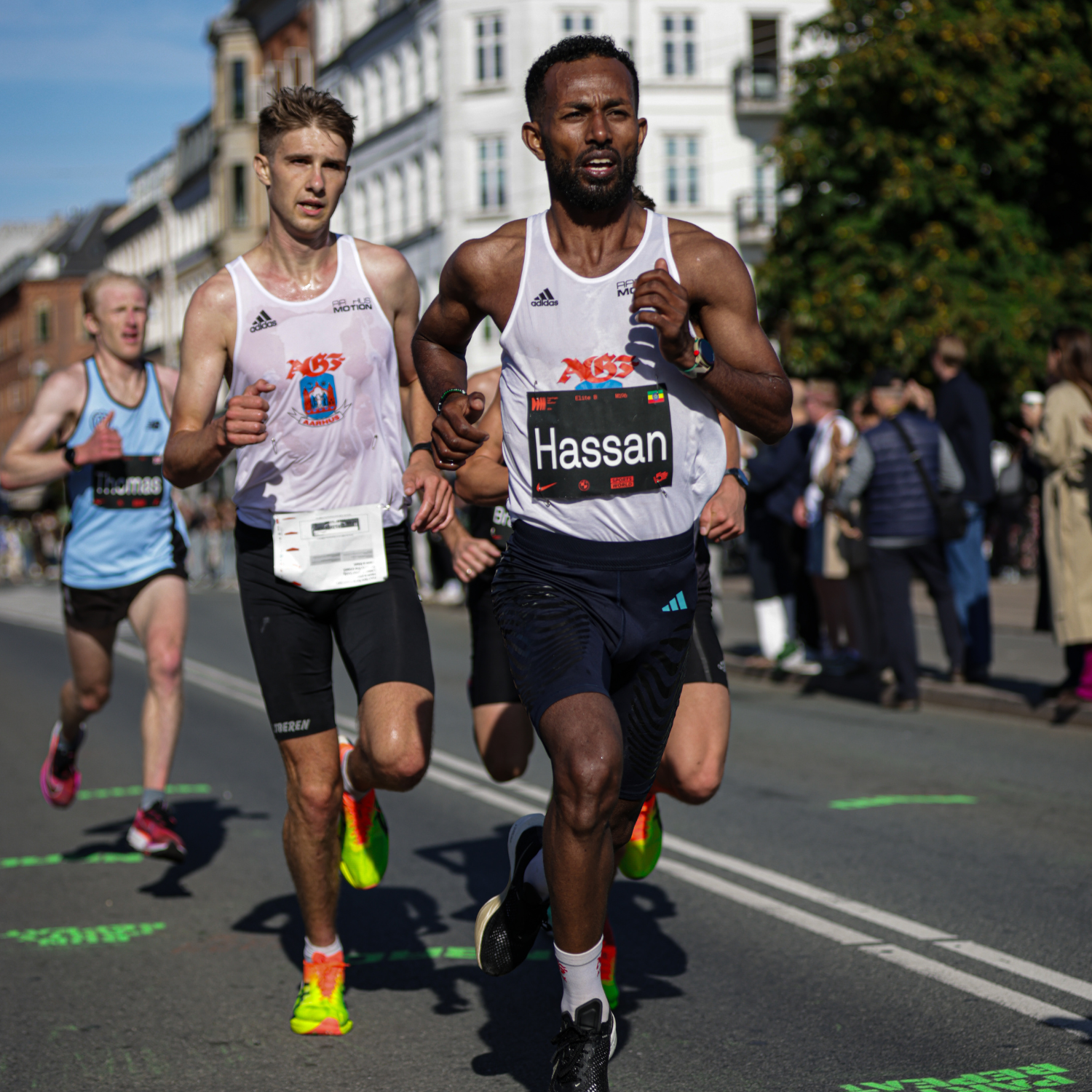 Hvad skal man spise før et marathon? Den komplette ernæringsplan